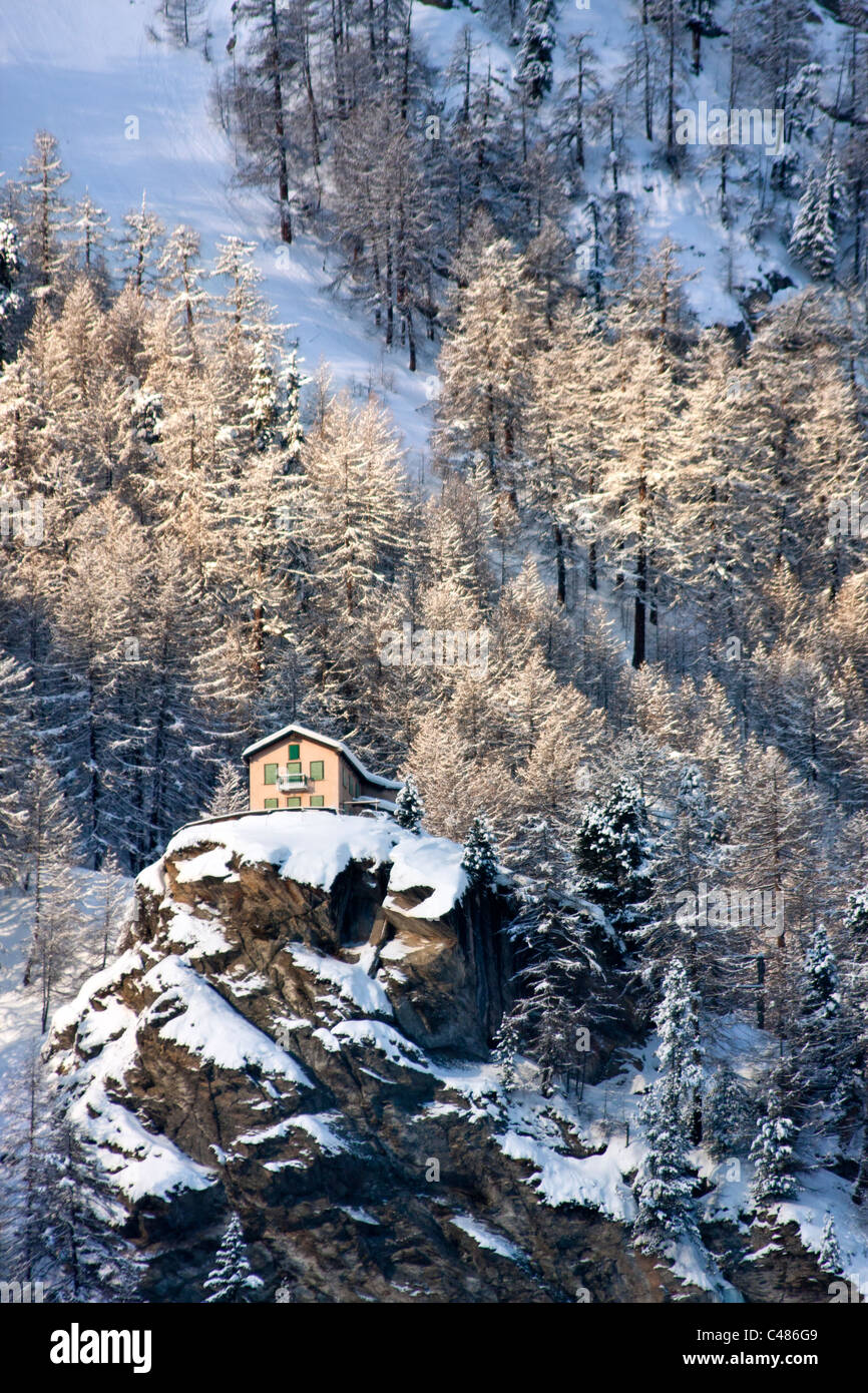 Bergheim im Winter, Zermatt Schweiz Stockfoto