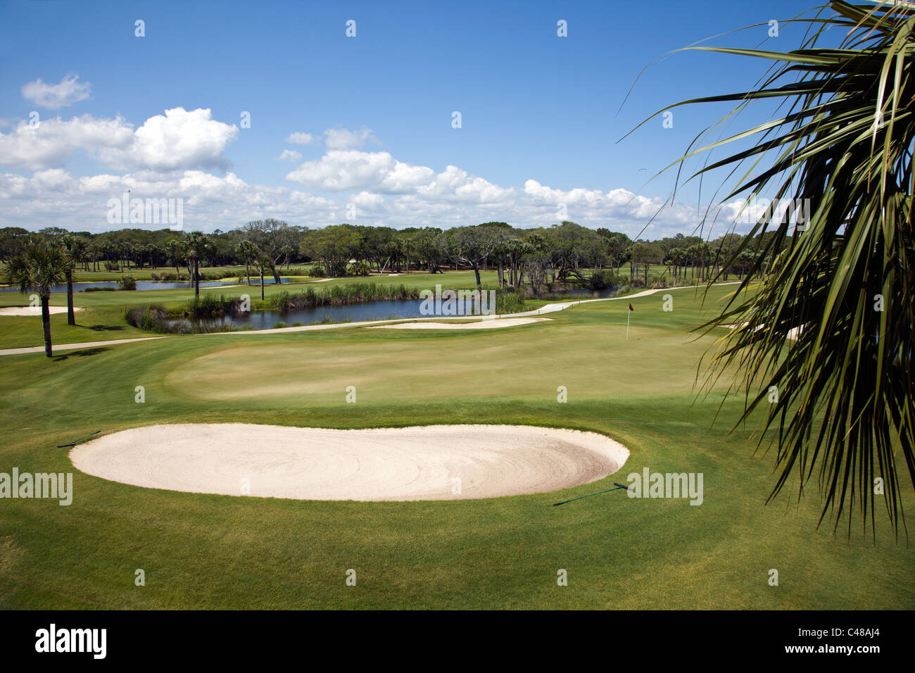 Blick auf den Golfplatz auf Seabrook Island, von der Atrium Villen Vermietung Eigentumswohnung Stockfoto