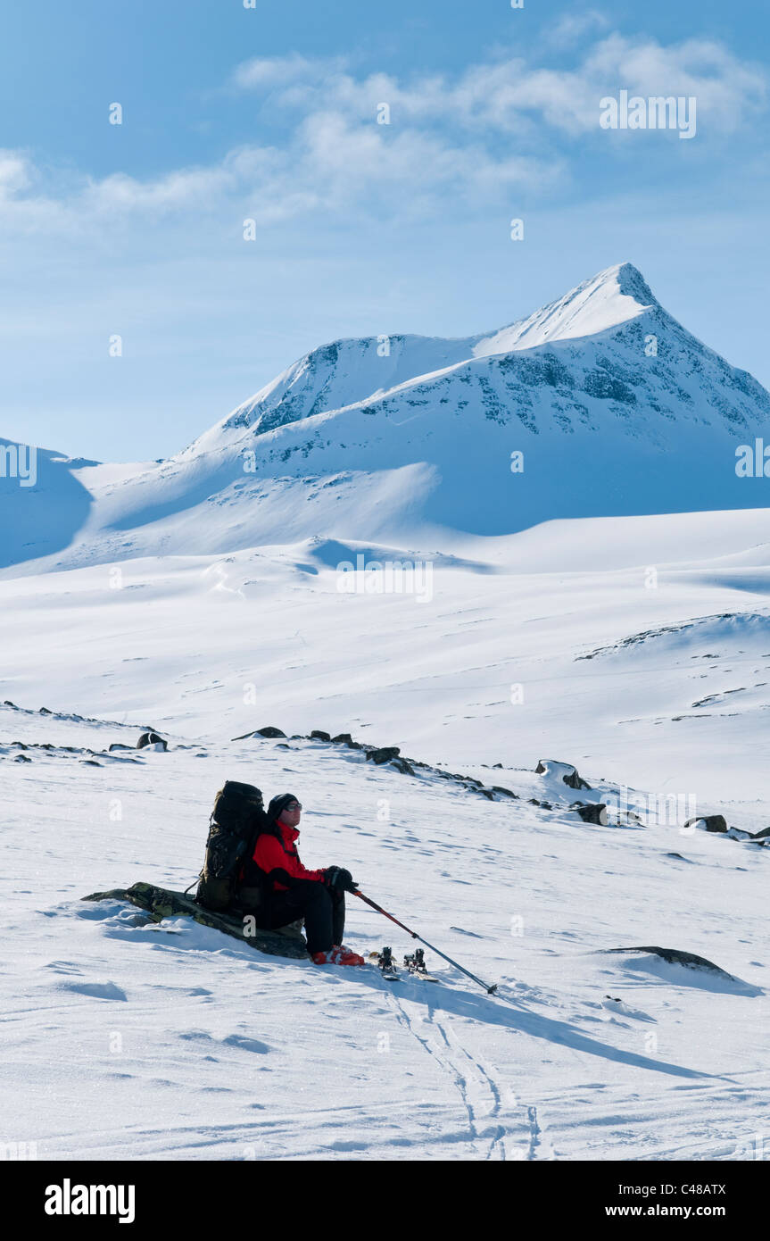 Skifahrer in Lappland, Nord-Schweden, Europa Stockfoto