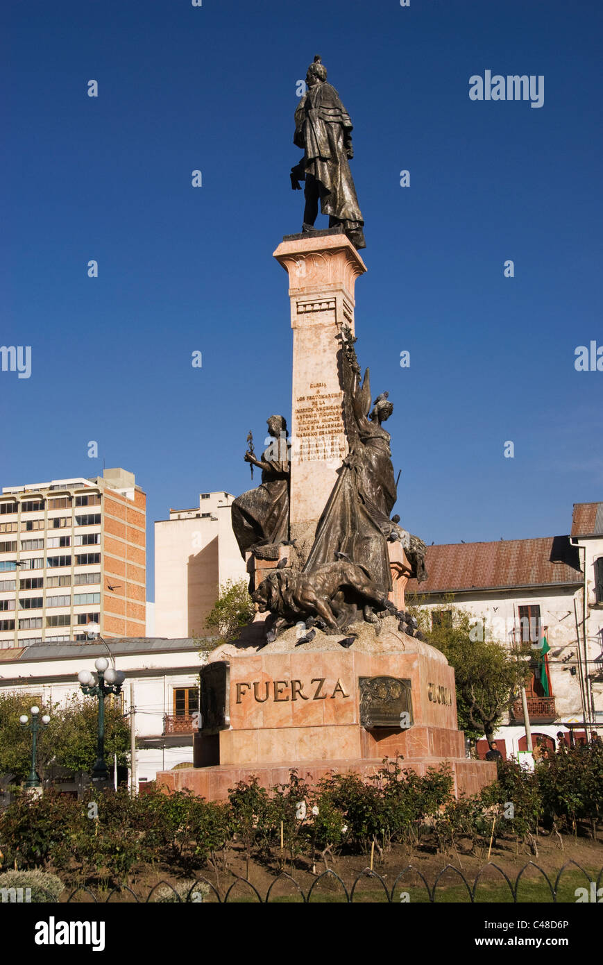 Presidential Palace und Statue des Präsidenten Gualberto Villarroel Stockfoto