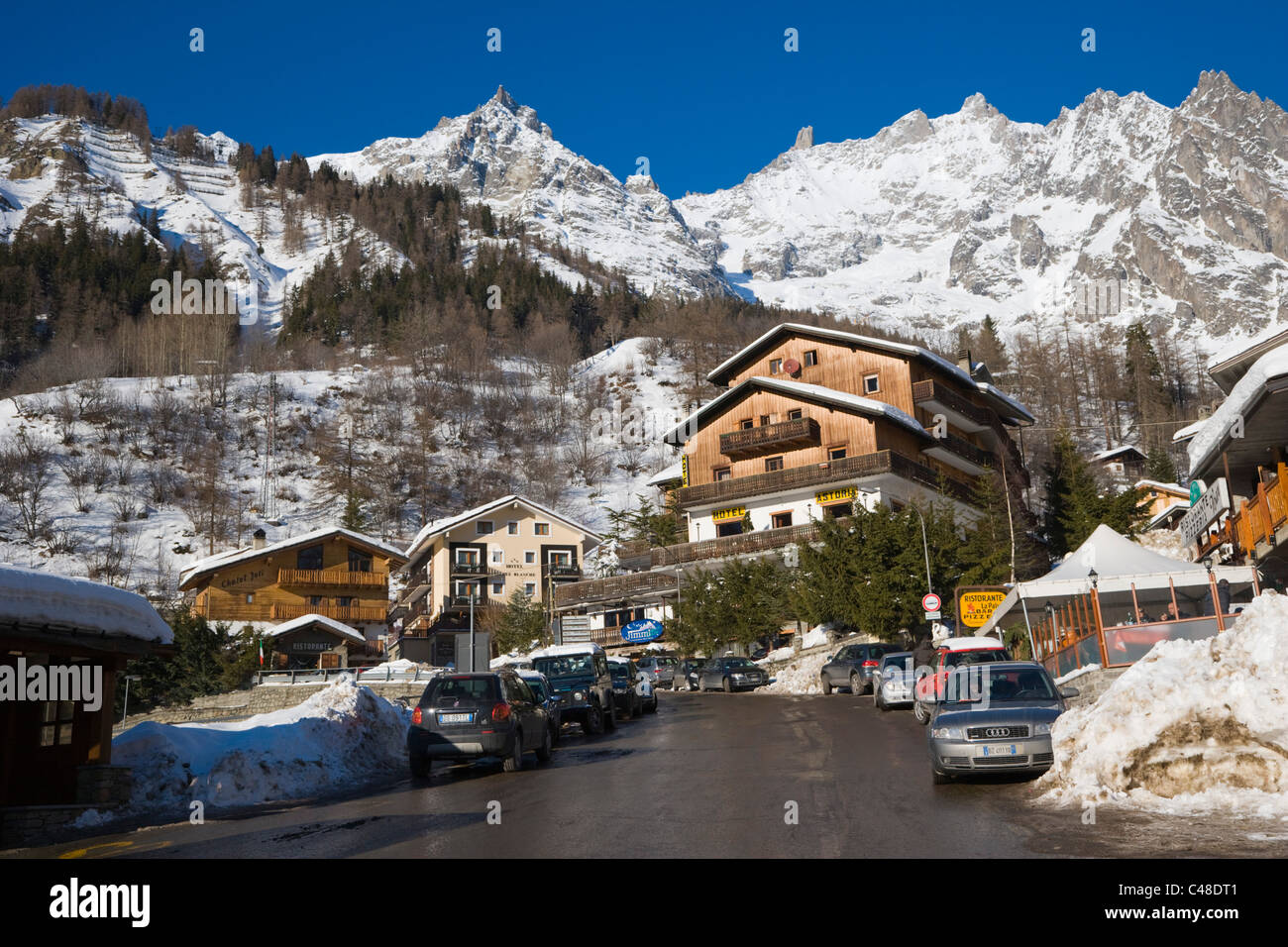 Mont-Blanc-Massiv. La Palud Courmayeur. Aosta Valley.Valle d ' Aosta. Italien. Winter. Stockfoto