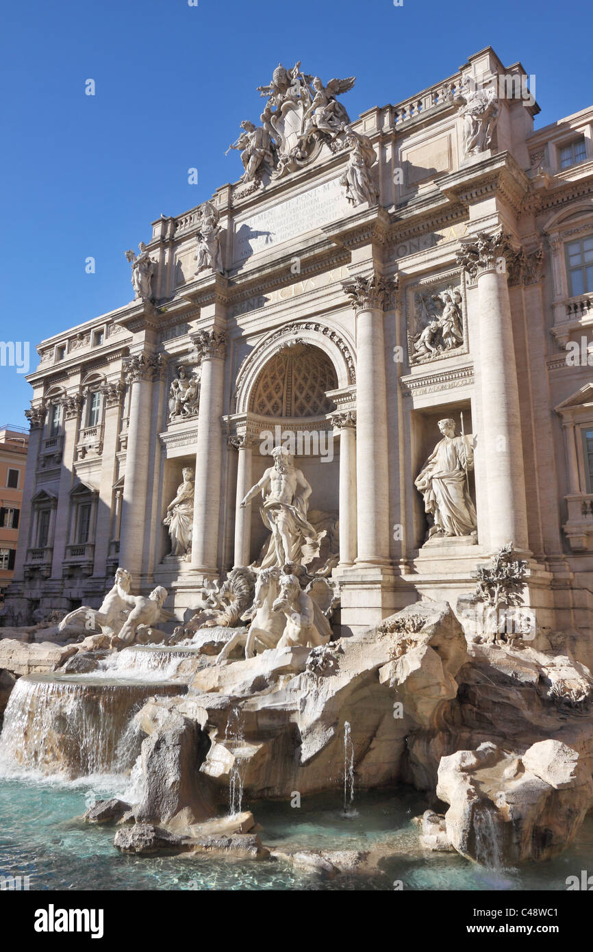 Der Trevi Brunnen (Fontana di Trevi) in Rom, Italien Stockfoto