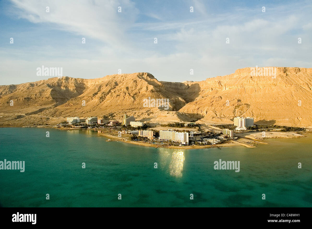 Luftaufnahme des Hotels in der Nähe des Toten Meeres Stockfoto