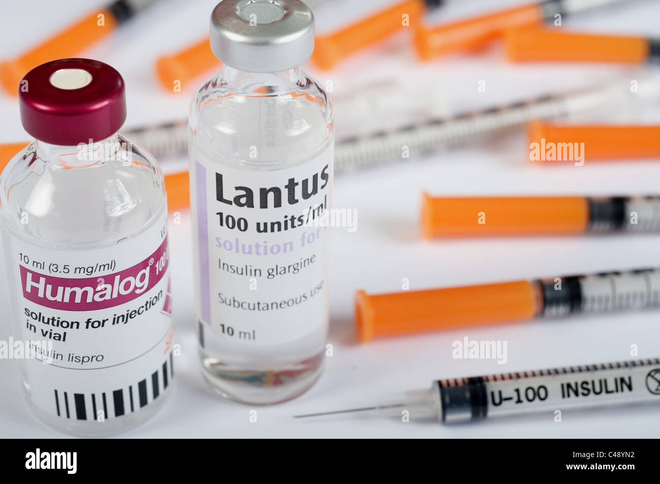 Insulin bottles Fotos und Bildmaterial in hoher Auflösung Alamy