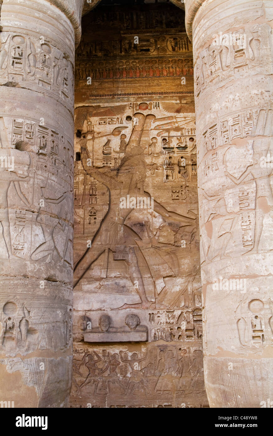 Foto von einem alten ägyptischen Tempel in Luxor Stockfoto