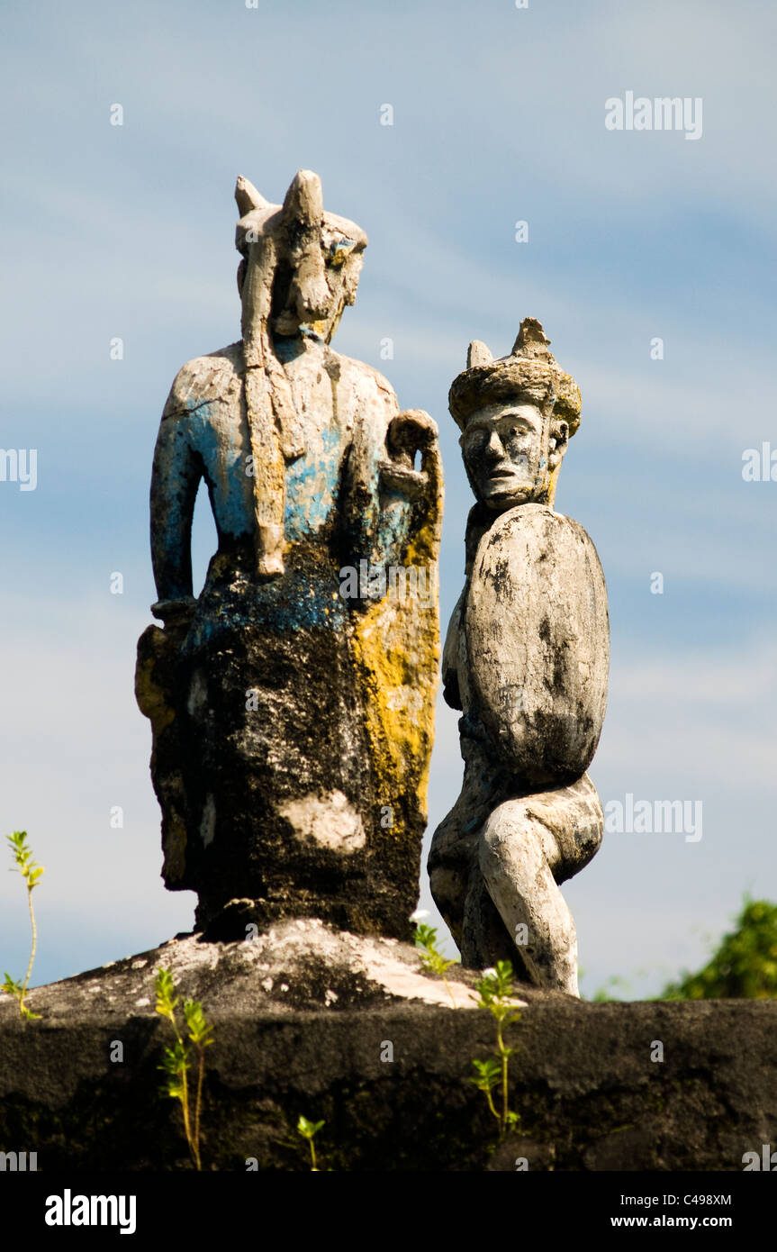 Platte Grab, Kampung Ratenggaro Pero Sumba Indonesien Stockfoto