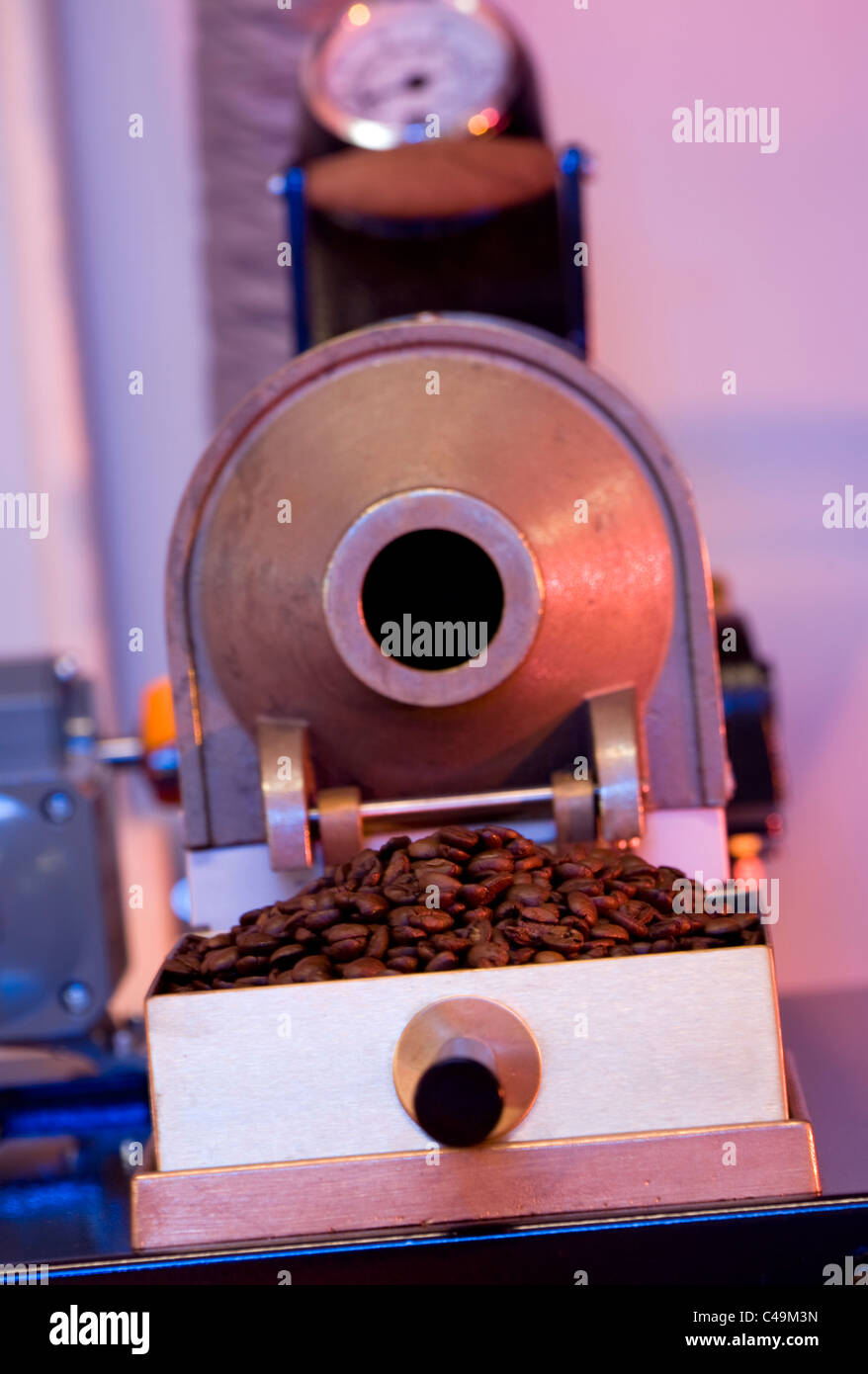 Kaffeebohnen-Toast-Maschine Stockfoto