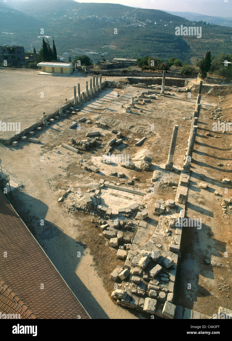 Luftaufnahme von den Ruinen der römischen Stadt von Sebastia in Samaria Stockfoto