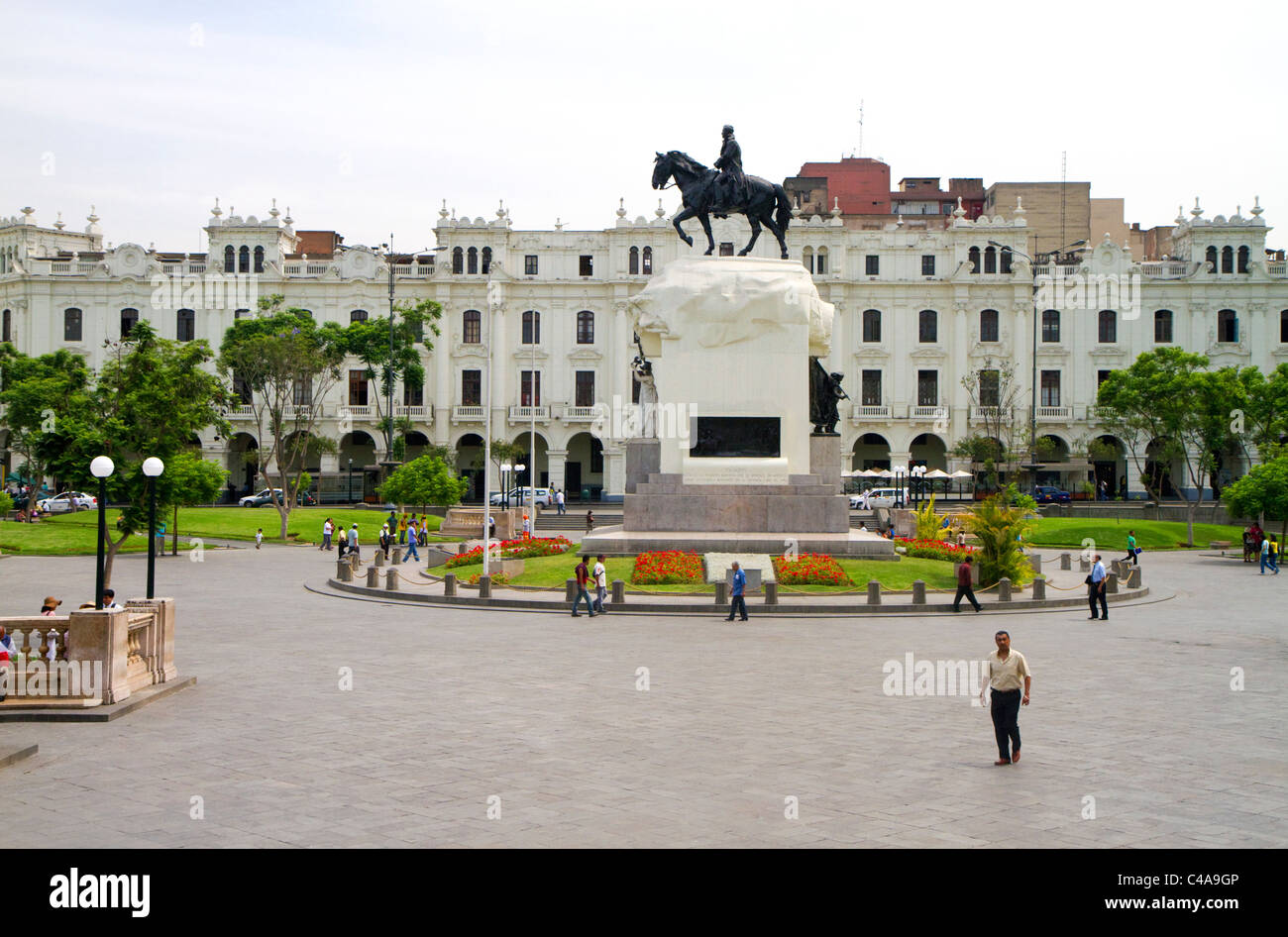 Plaza San Martin befindet sich im historischen Zentrum von Lima, Peru. Stockfoto
