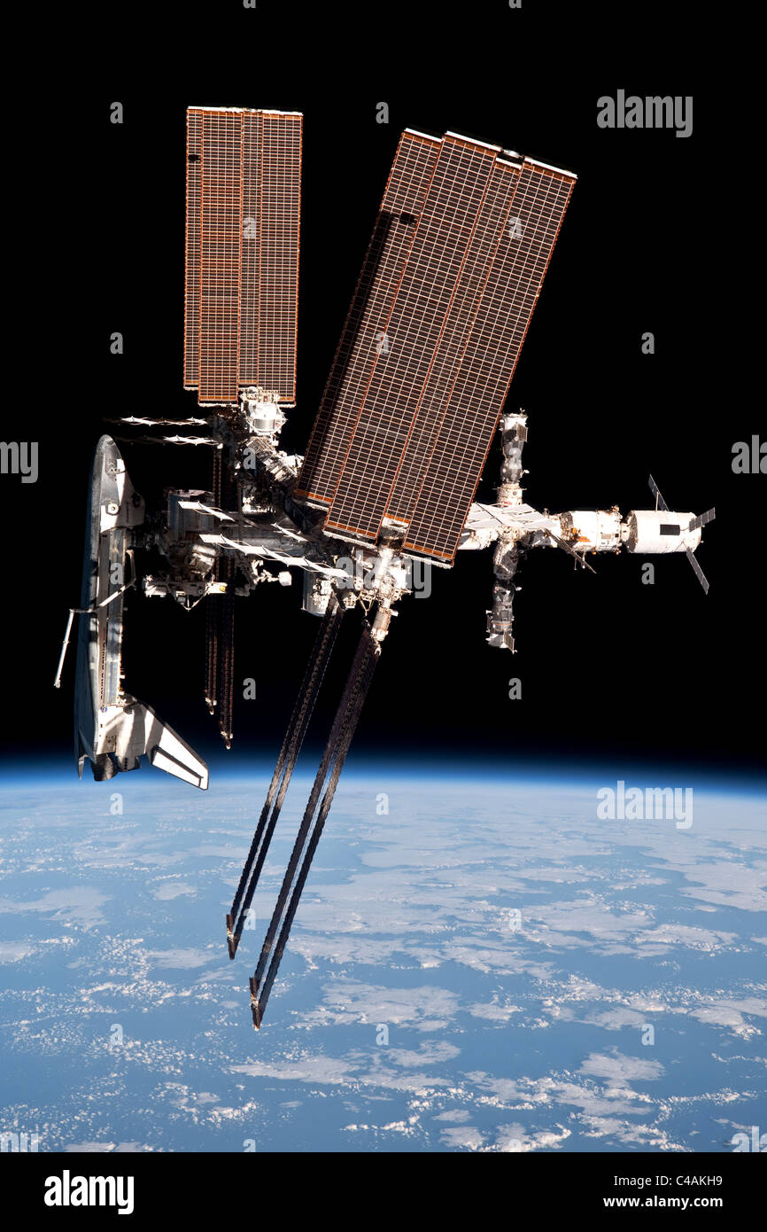 Space Shuttle Endeavour zur internationalen Raumstation ISS angedockt Stockfoto