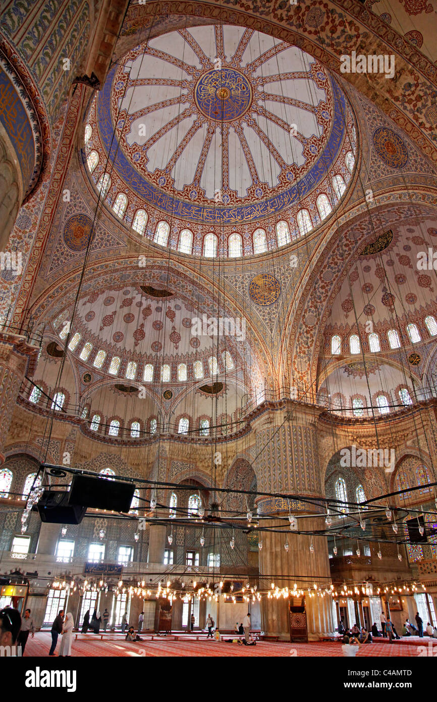 Interieur und Dach Dekorationen auf die blaue Moschee, auch bekannt als der Sultan Ahmed Mosque in Istanbul, Türkei Stockfoto