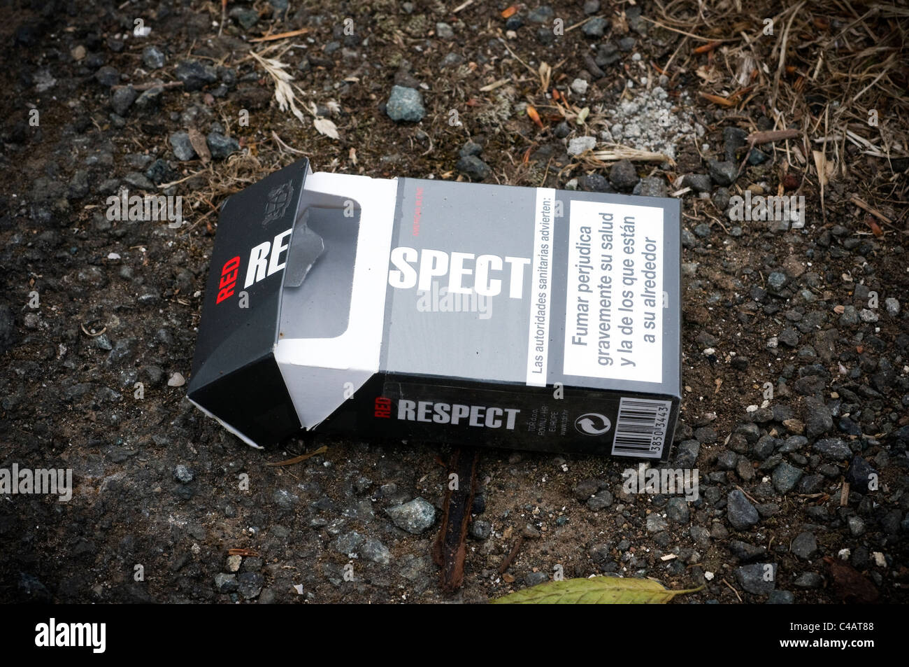 Zigarettenschachtel, Respekt, die Zigaretten in Kroatien hergestellt sind  zu respektieren Stockfotografie
