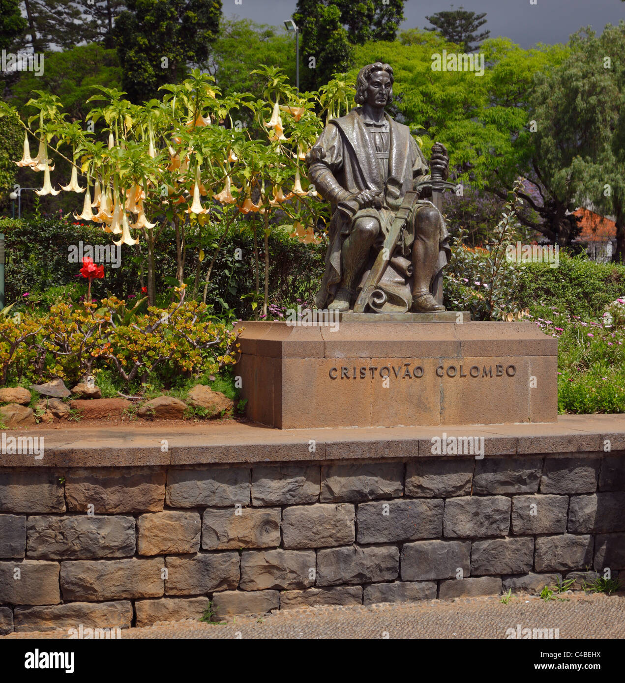 Die Statue von Christopher Columbus in Santa Caterina Park, Funchal, Madeira, Portugal. Stockfoto