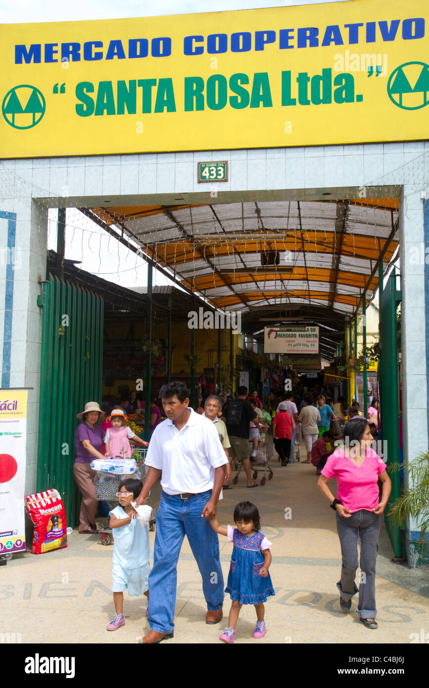 Eine Genossenschaft Gemüsemarkt in Chorrillos Stadtteil von Lima, Peru. Stockfoto