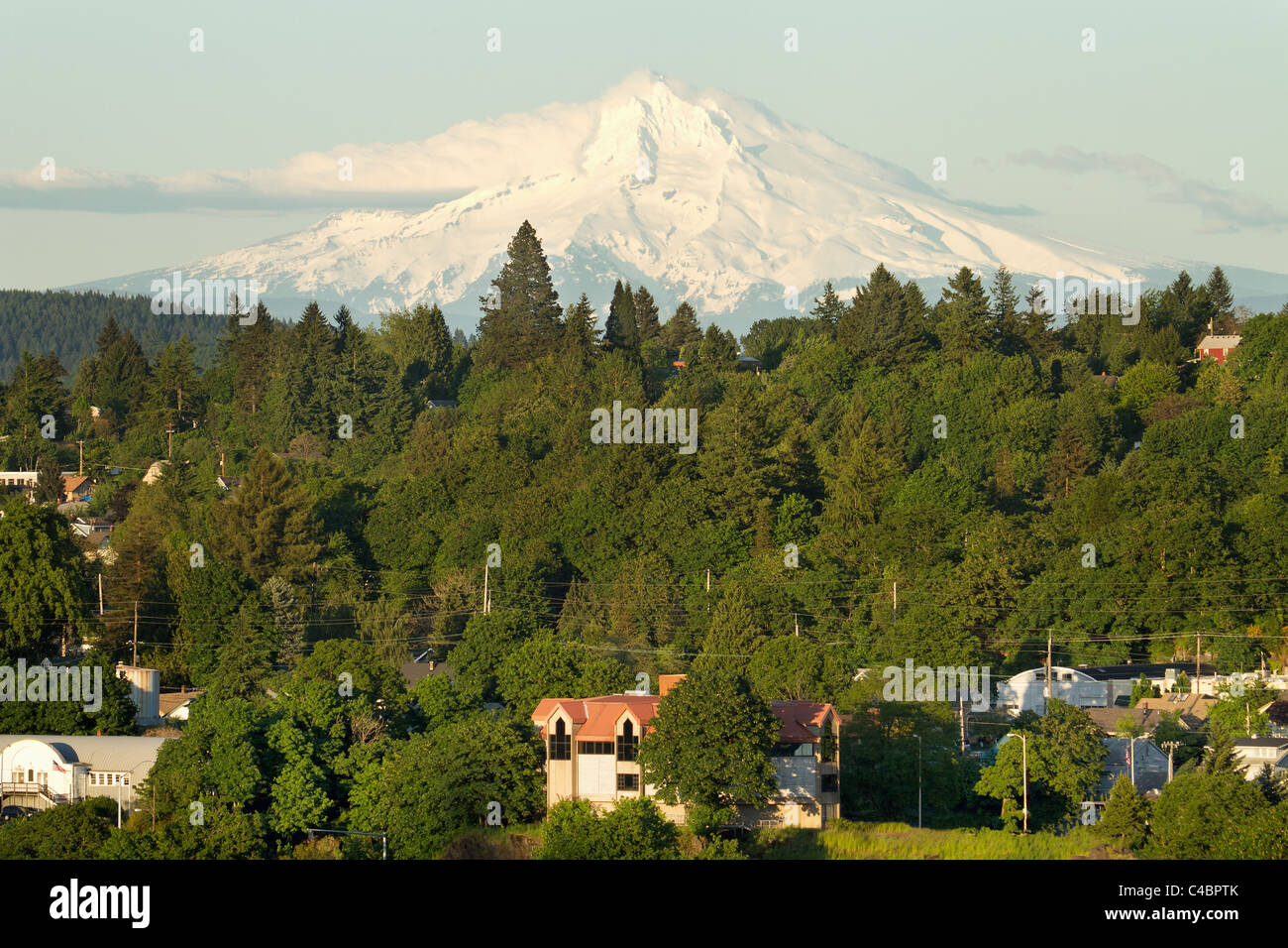 Mount Hood und Oregon Stadtlandschaft Stockfoto