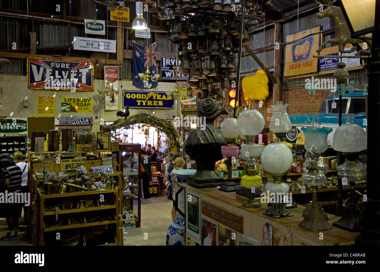 Antiquitätengeschäft in Malden, Victoria, Australien Stockfoto