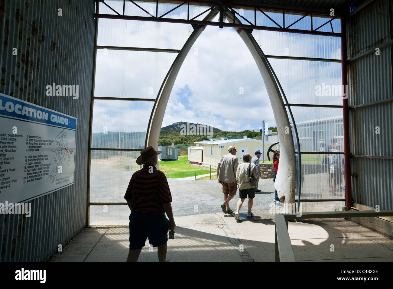 Eingang zum Wal-Skelett Ausstellung im Walmuseum Welt.  Franzose Bay, Albany, Western Australia, Australien Stockfoto