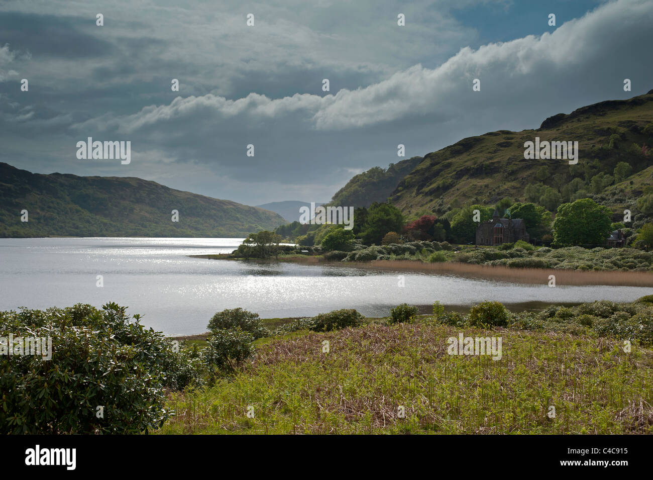 Loch Uisg Kinlochspelve auf der Westseite der Mull, Argyll, Schottland. SCO 7150 Stockfoto