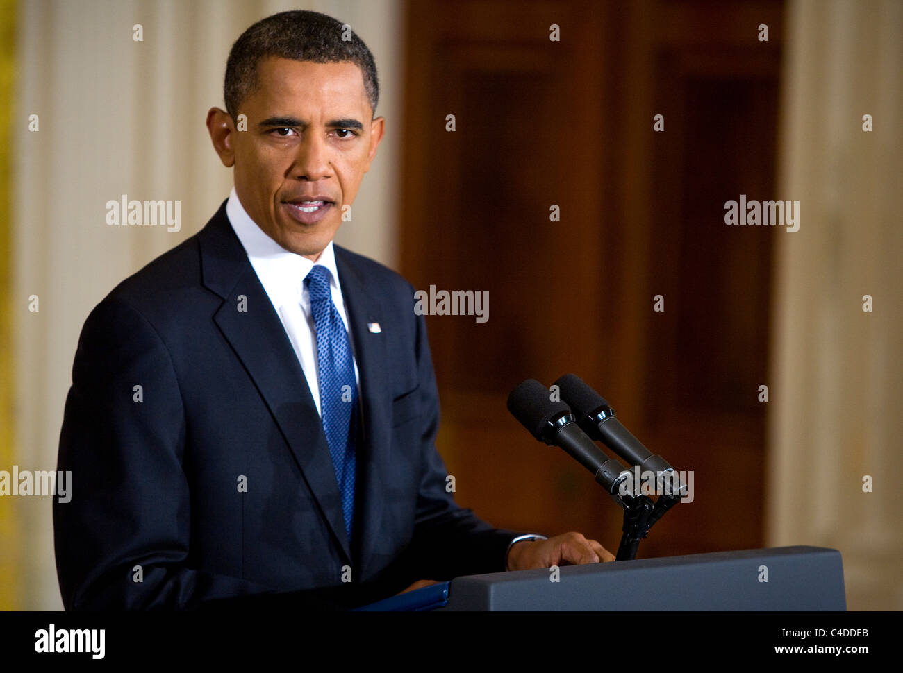 Präsident Barack Obama spricht im East Room des weißen Hauses. Stockfoto