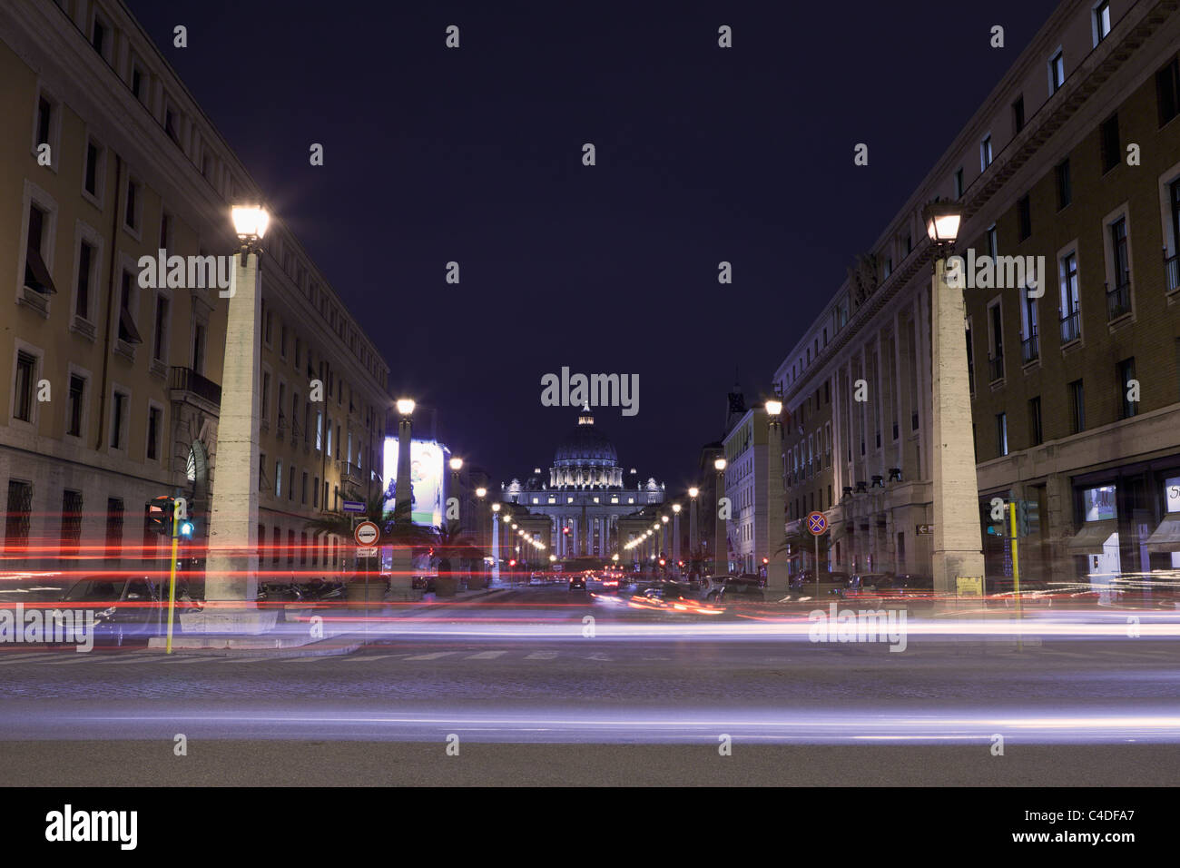 Petersdom, Via della Conciliazione, Vatikanstadt, Rom, Italien, Stockfoto