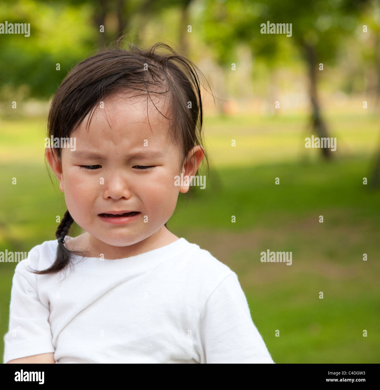 kleine Mädchen Weinen Stockfoto