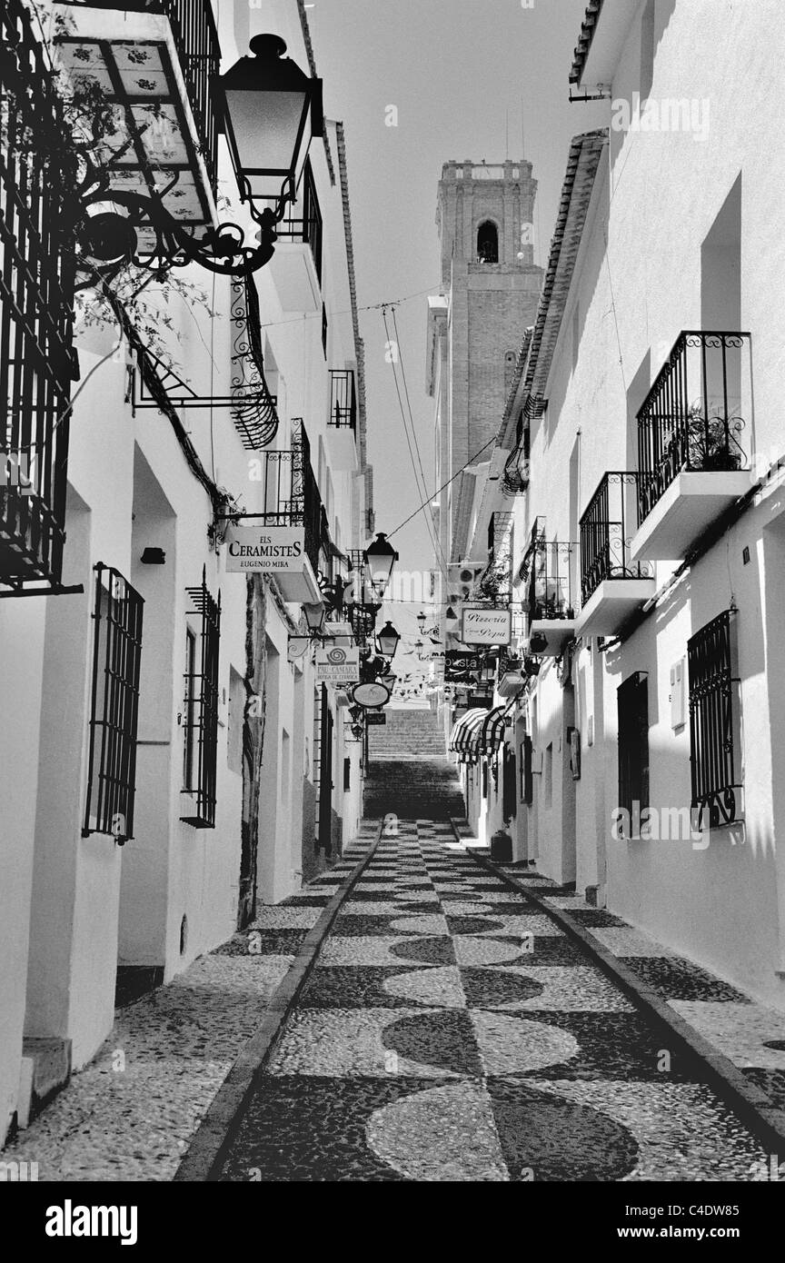 Urig-Straße im alten Altea. Stockfoto