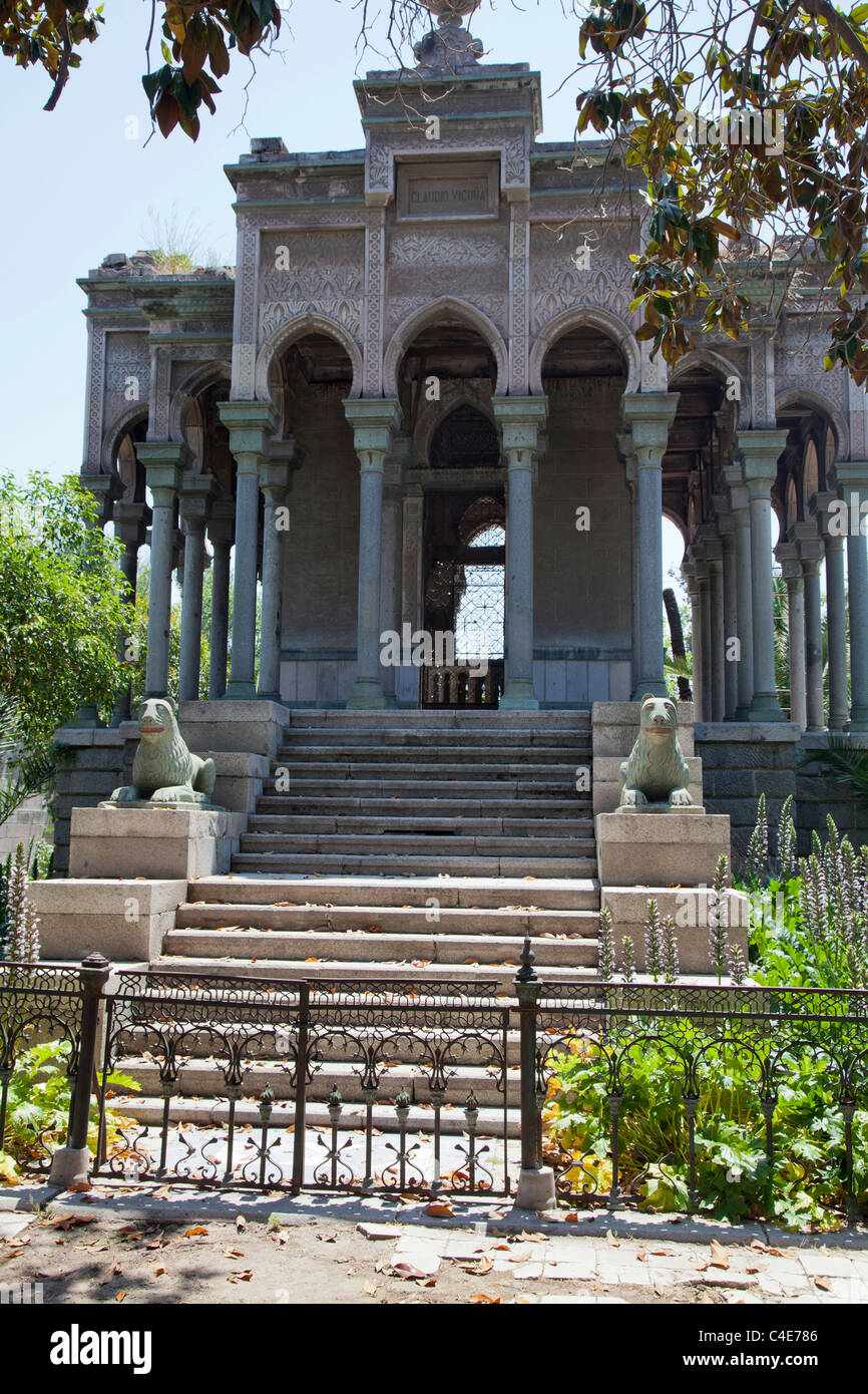 Claudio Vicuna Grab in Santiago de Compostela General Cemetery in Recoleta. Stockfoto