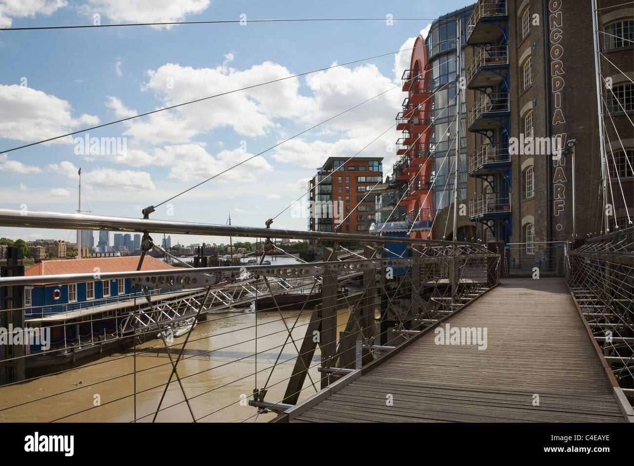 Neue Concordia Wharf, Shad Thames, London, UK. Stockfoto