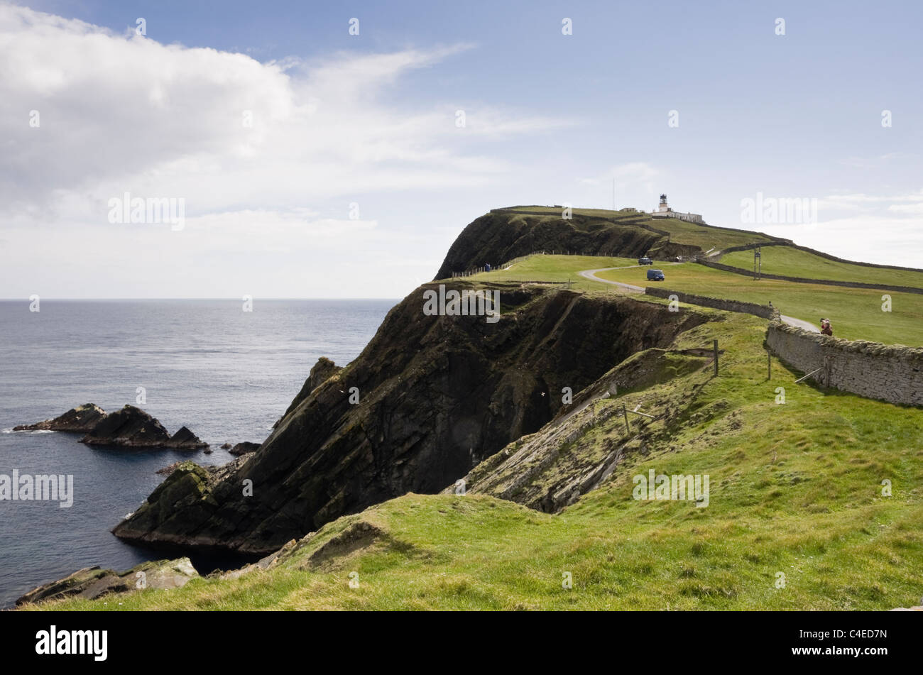 Blick auf das RSPB-Naturreservat für Seevögel, die an Meeresklippen am südlichen Punkt brüten. Sumburgh Head, Shetland Islands, Schottland, Großbritannien Stockfoto
