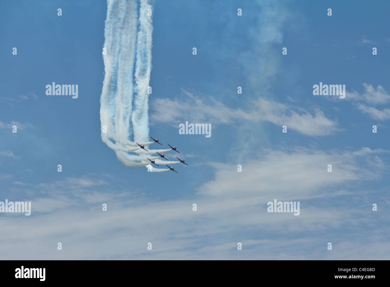 Flugzeuge in engen Formation auf einer Flugshow Stockfoto