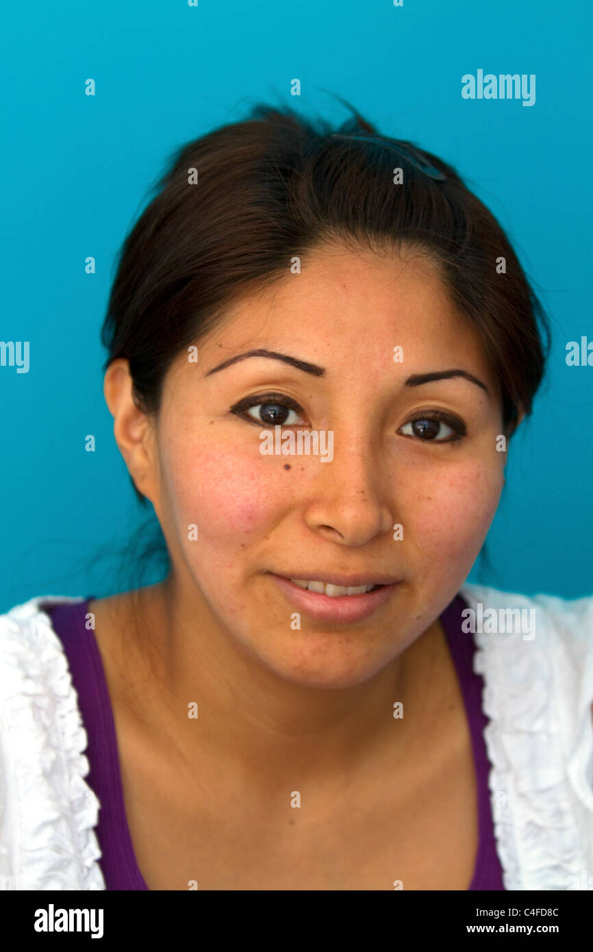 Porträt einer peruanischen Frau in Lima, Peru. Stockfoto