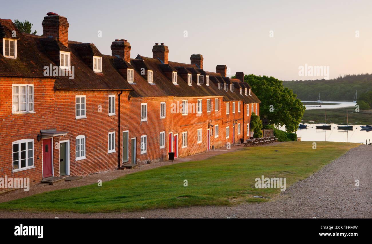 Ferienhäuser in den historischen Schilde schwer, New Forest Stockfoto