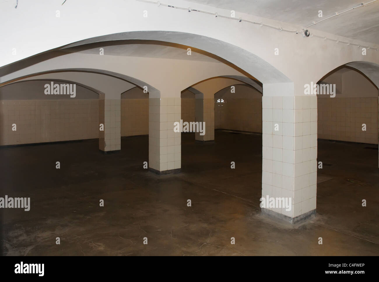 Die Leichenhallen zur Speicherung von Leichen im KZ Sachsenhausen in der Nähe von Berlin, Deutschland Stockfoto