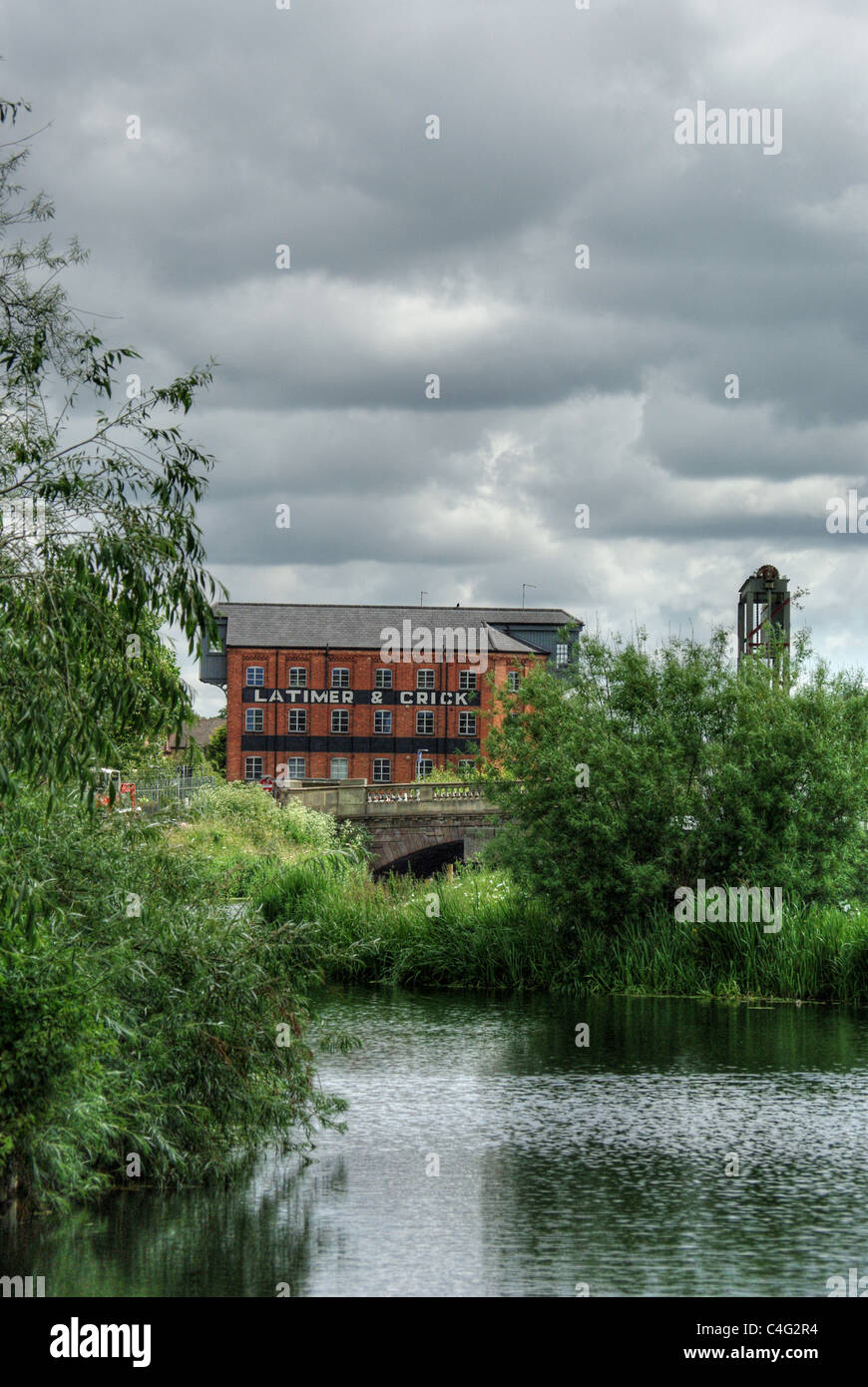 Latimer & Crick, einer ehemaligen Kornmühle am Ufer des Flusses Nene, Northampton, UK Stockfoto