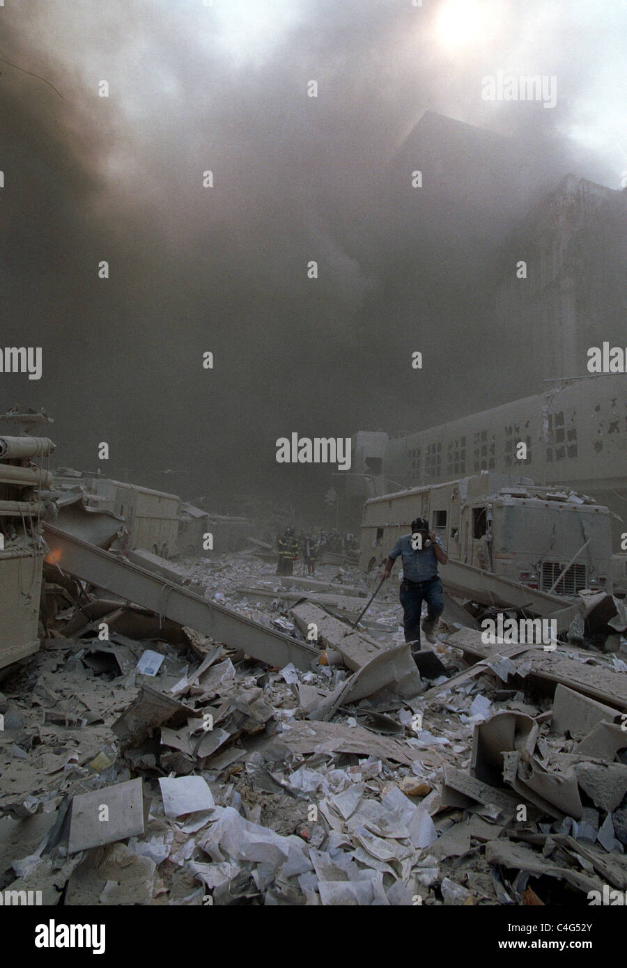 World trade center debris Fotos und Bildmaterial in hoher Auflösung