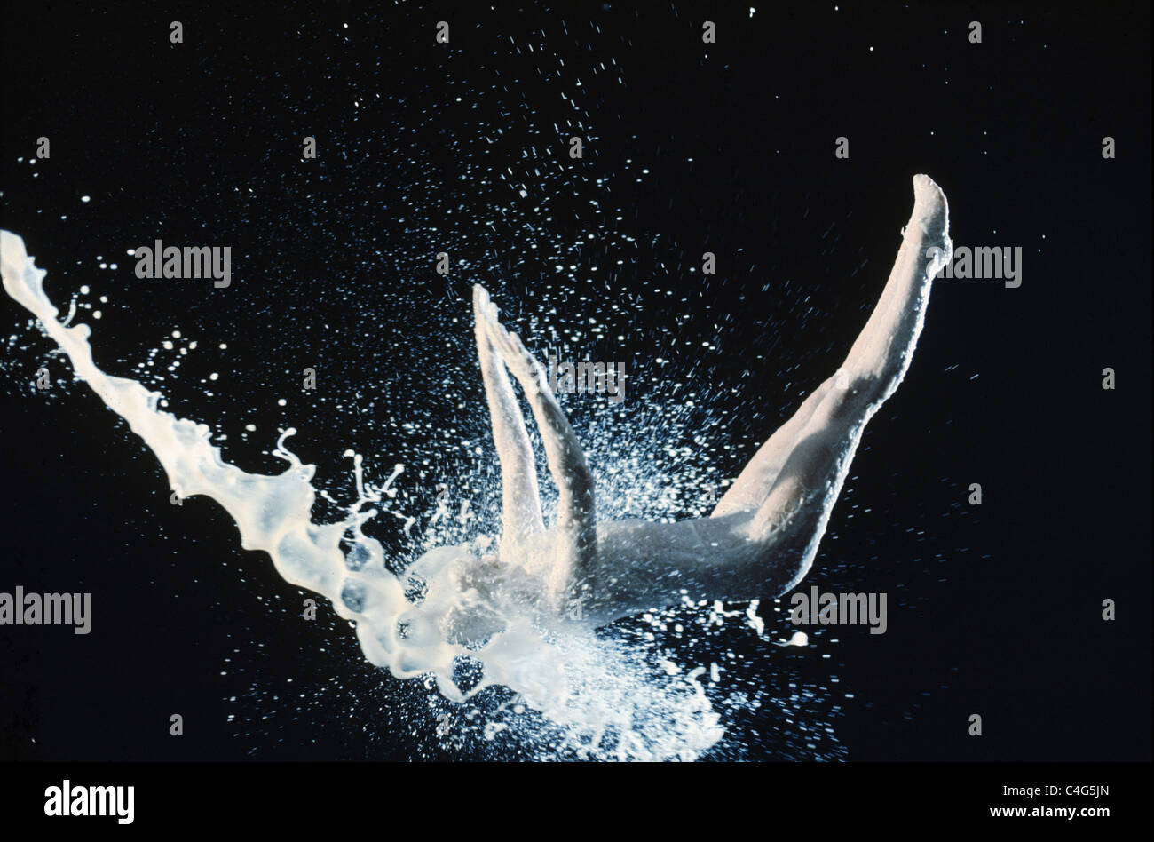 DER MANN WH0 FIEL ZUR ERDE (1976) DAVID BOWIE NICHOLAS ROEG (DIR) MFE 014 MOVIESTORE SAMMLUNG LTD Stockfoto