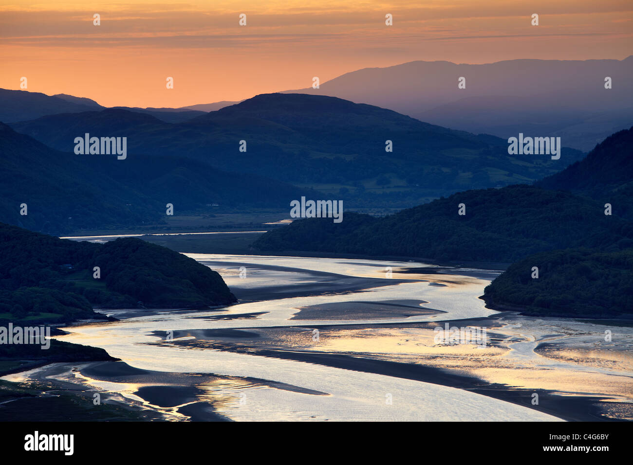 die Mawddach Mündung bei Dämmerung, Snowdonia, Wales Stockfoto