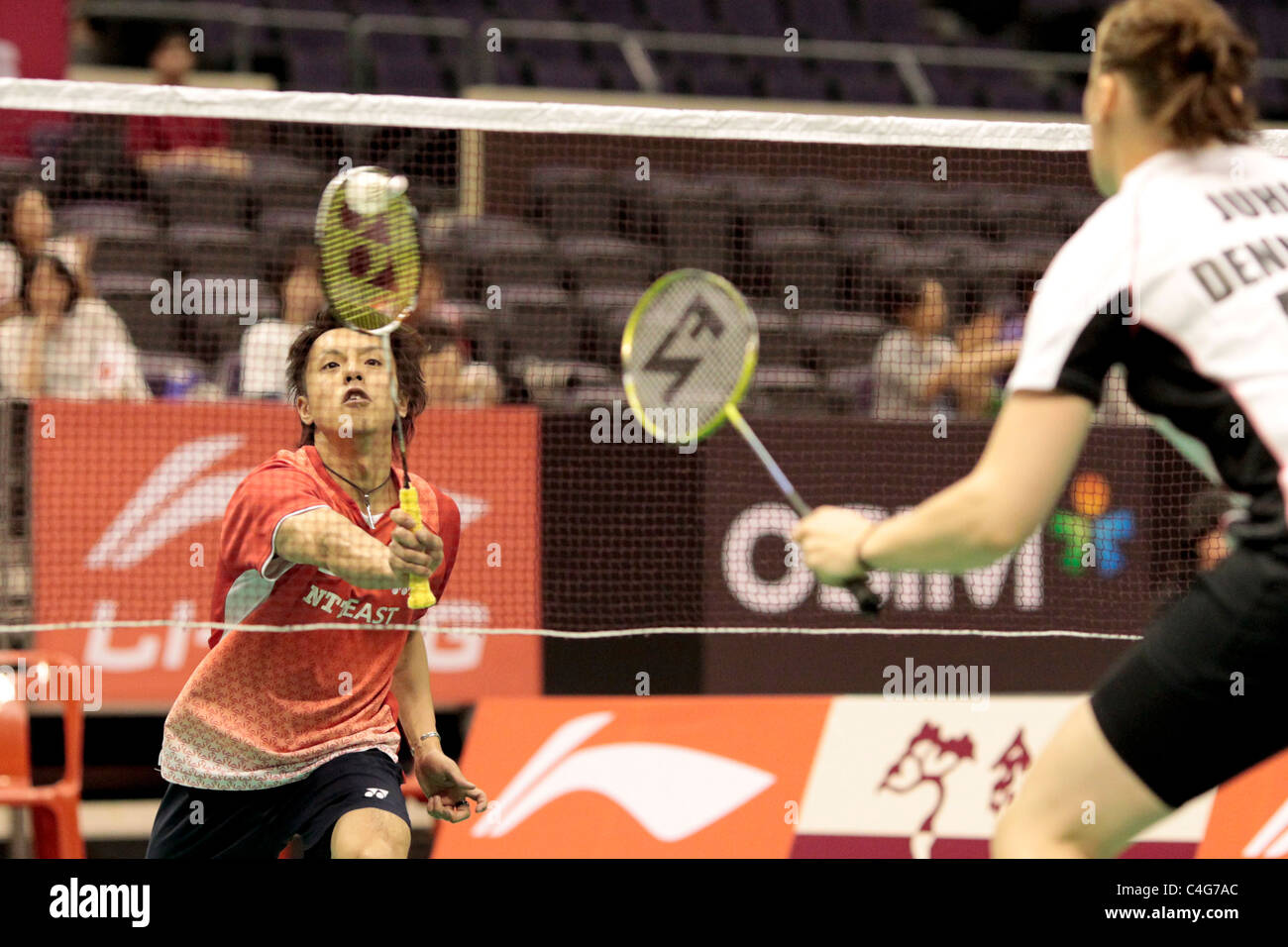 Sato Shoji Japan während der Mixed-Doppel Runde 1 der Li-Ning Singapore Open 2011 Stockfoto