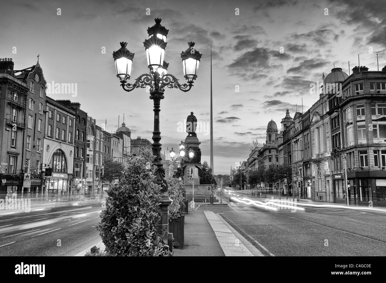 Stadtzentrum von Dublin - schwarz / weiß Stockfoto