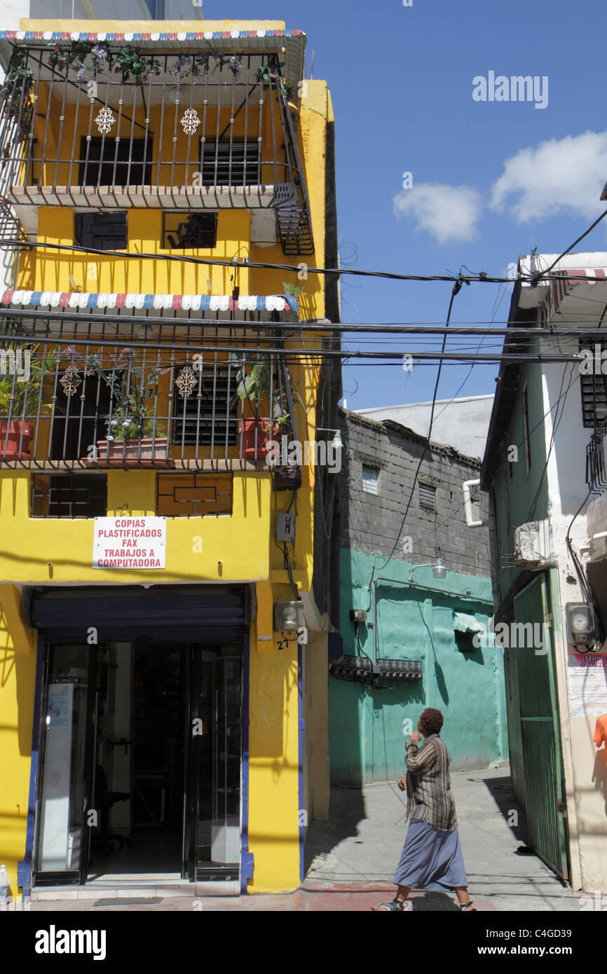 Santo Domingo Dominikanische Republik, Ciudad Colonia Zona Colonial, Calle Gorjon, Wohngegend, urbaner Lebensstil, Gebäude mit gemischter Nutzung, Wohnung, Speicher Stockfoto