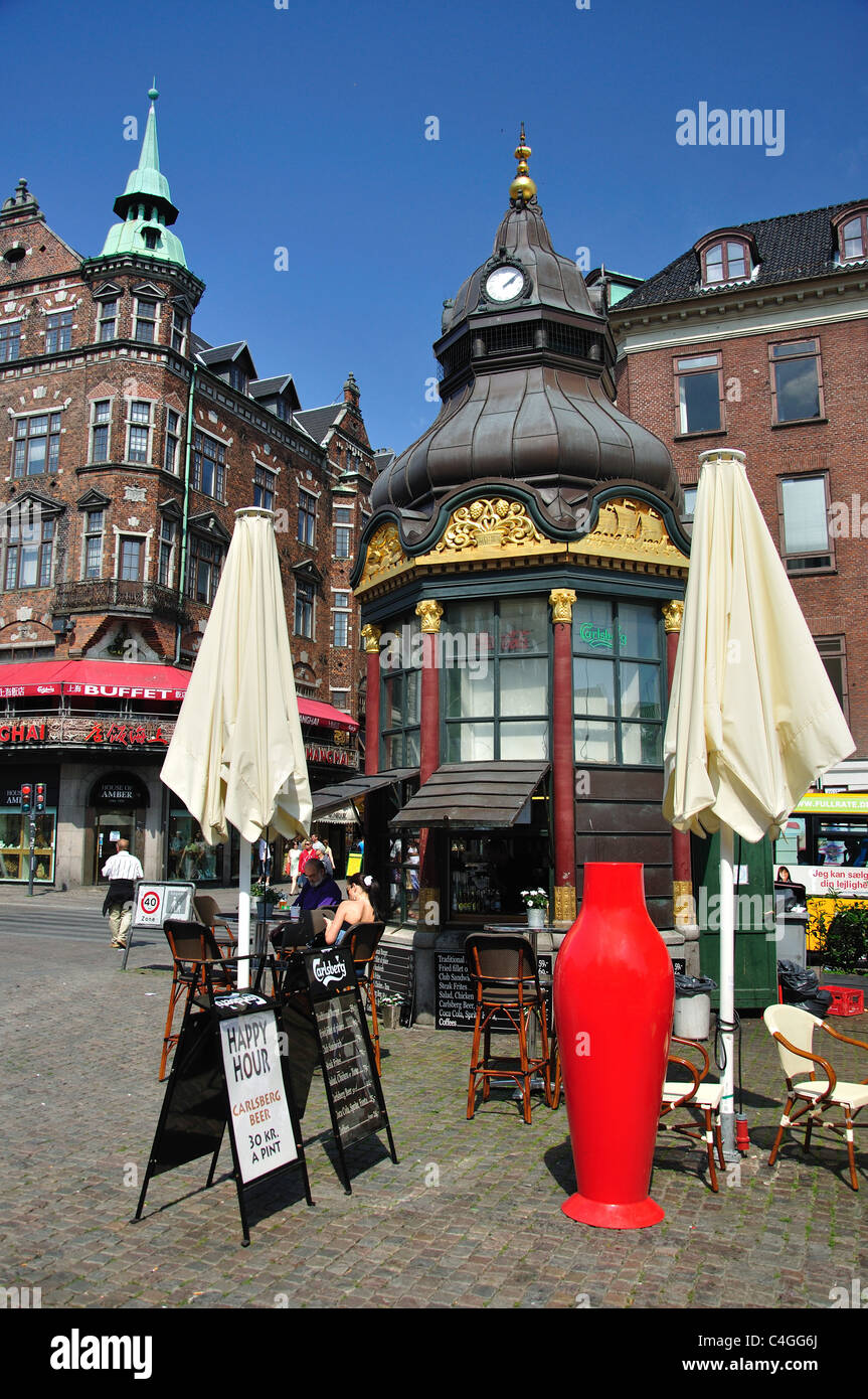 Café-Kiosk in Nystorv, Kopenhagen (Kobenhavn), Königreich Dänemark Stockfoto