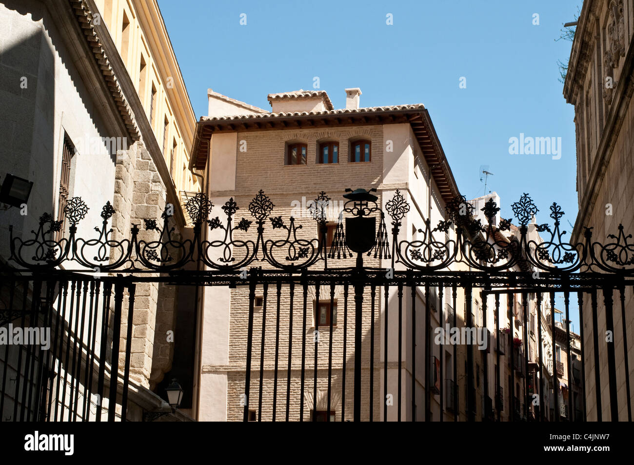 Toledo Häuser und Phantasie Cathedral Gate, Toledo, Spanien Stockfoto