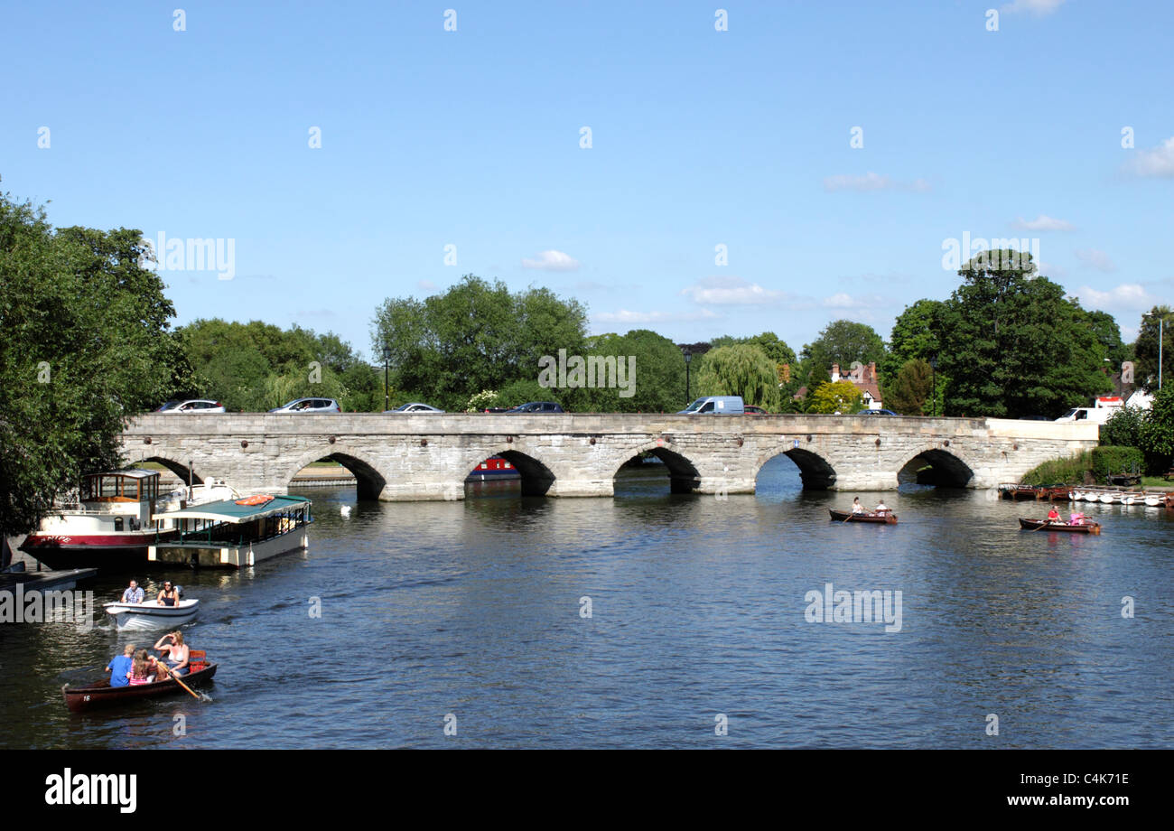 Fluss Avon und Clopton Brücke Stratford-Upon-Avon, Warwickshire Stockfoto