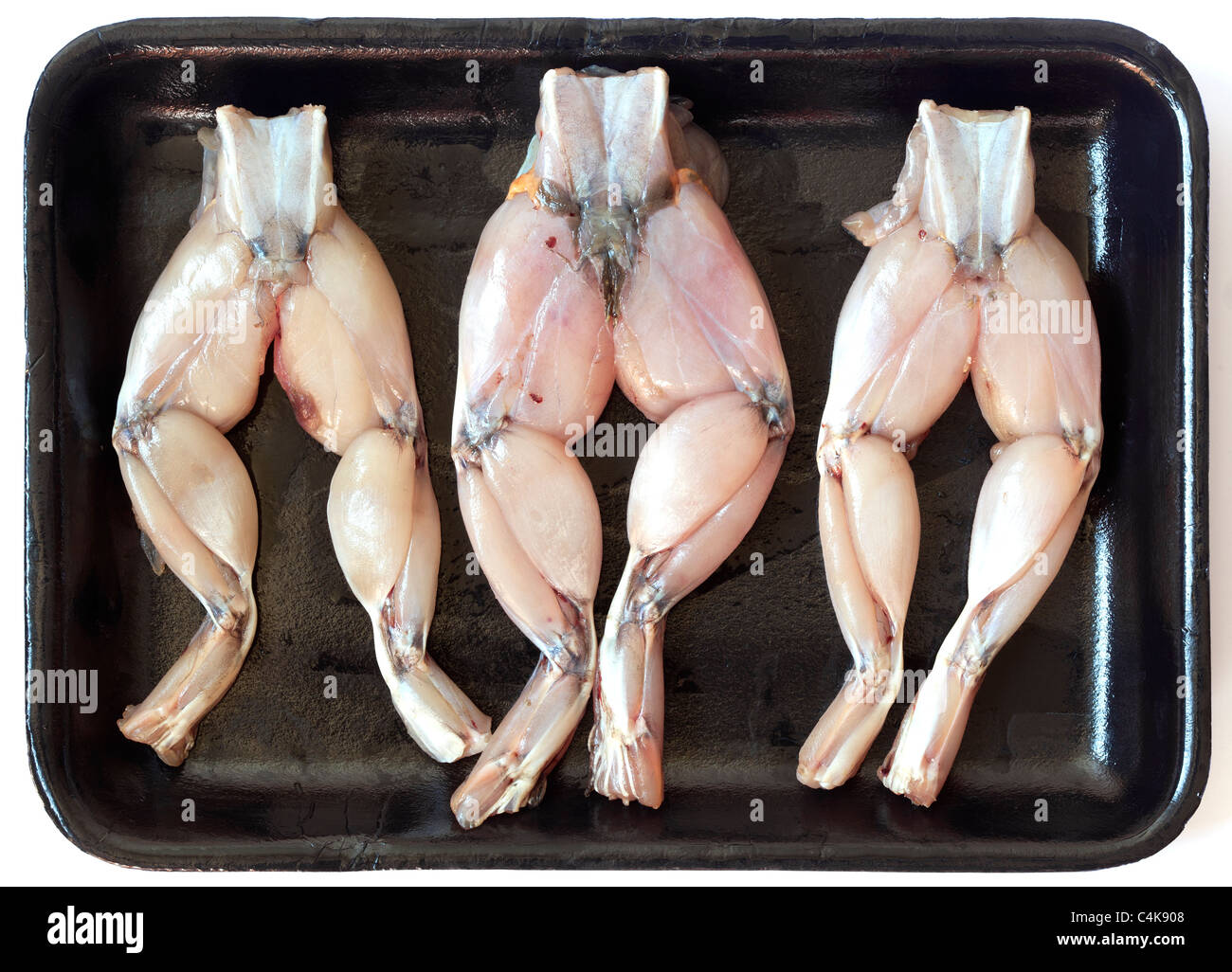 Froschschenkel auf Verkauf im Supermarkt in Kambodscha Stockfoto