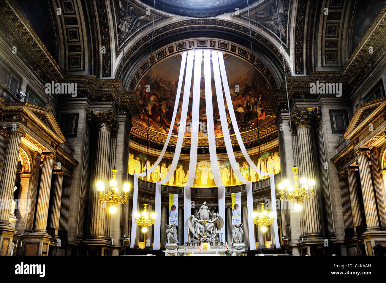 Innen Kirche La Madeleine in Paris, Frankreich Stockfoto