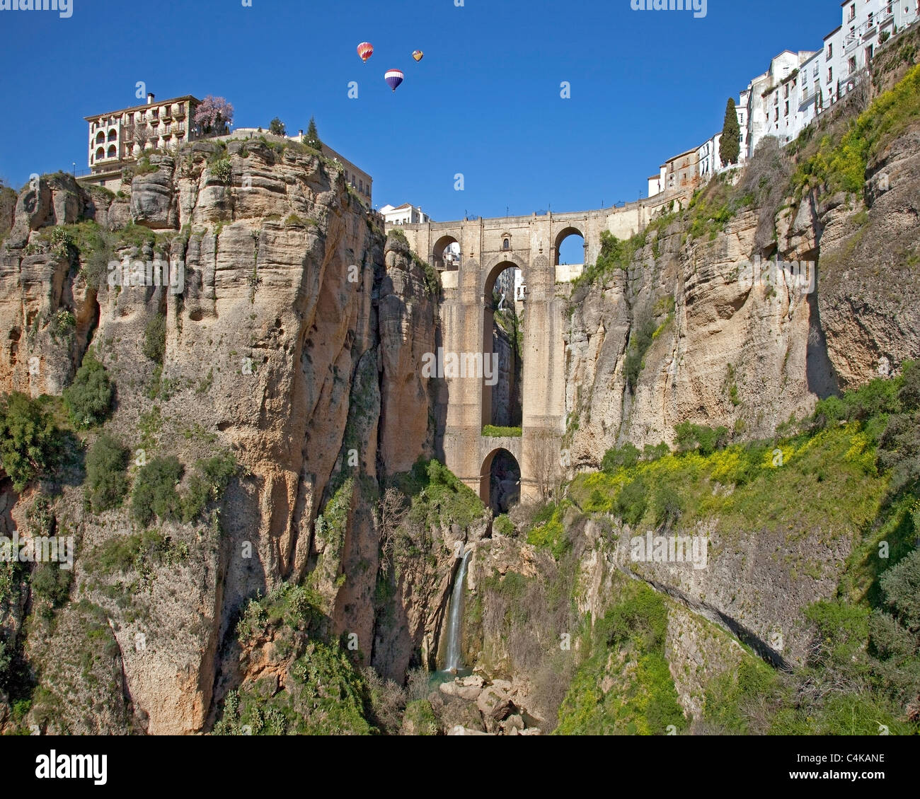 Es-Andalusien: Puente Nuevo in Ronda Stockfoto