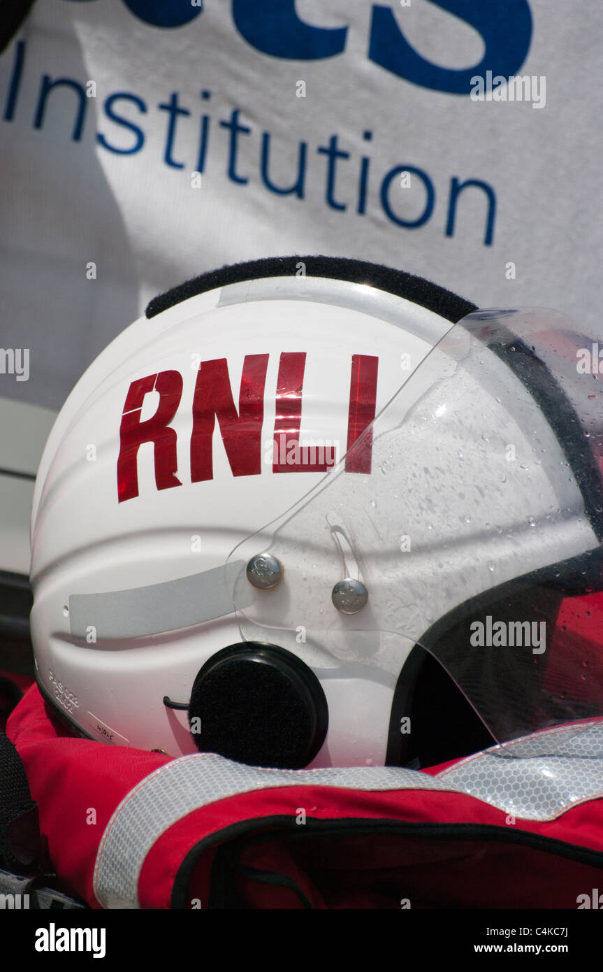RNLI Crew Helm Stockfoto