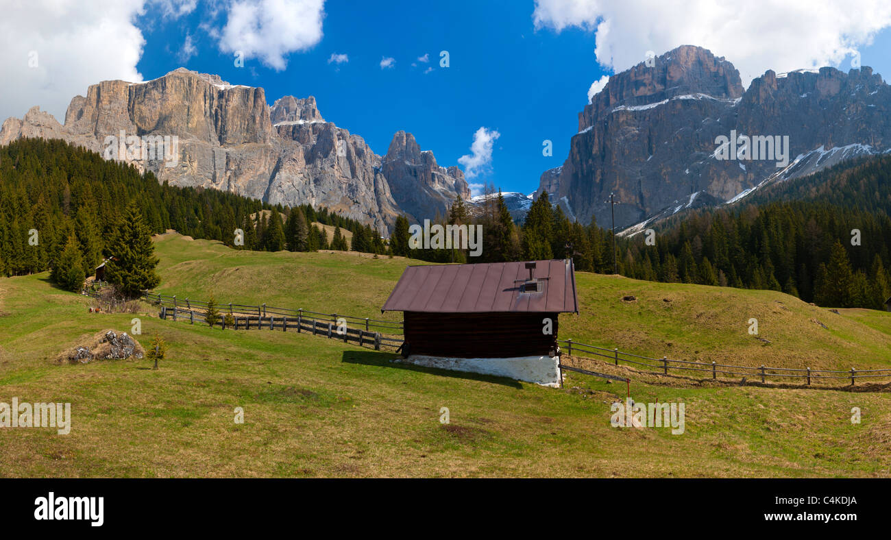 Blick auf Piz Selva aus Seilbahn Pradel-Rodella, Pecol, Trentino-Alto Adige, Dolomiten, Italien, Europa Stockfoto