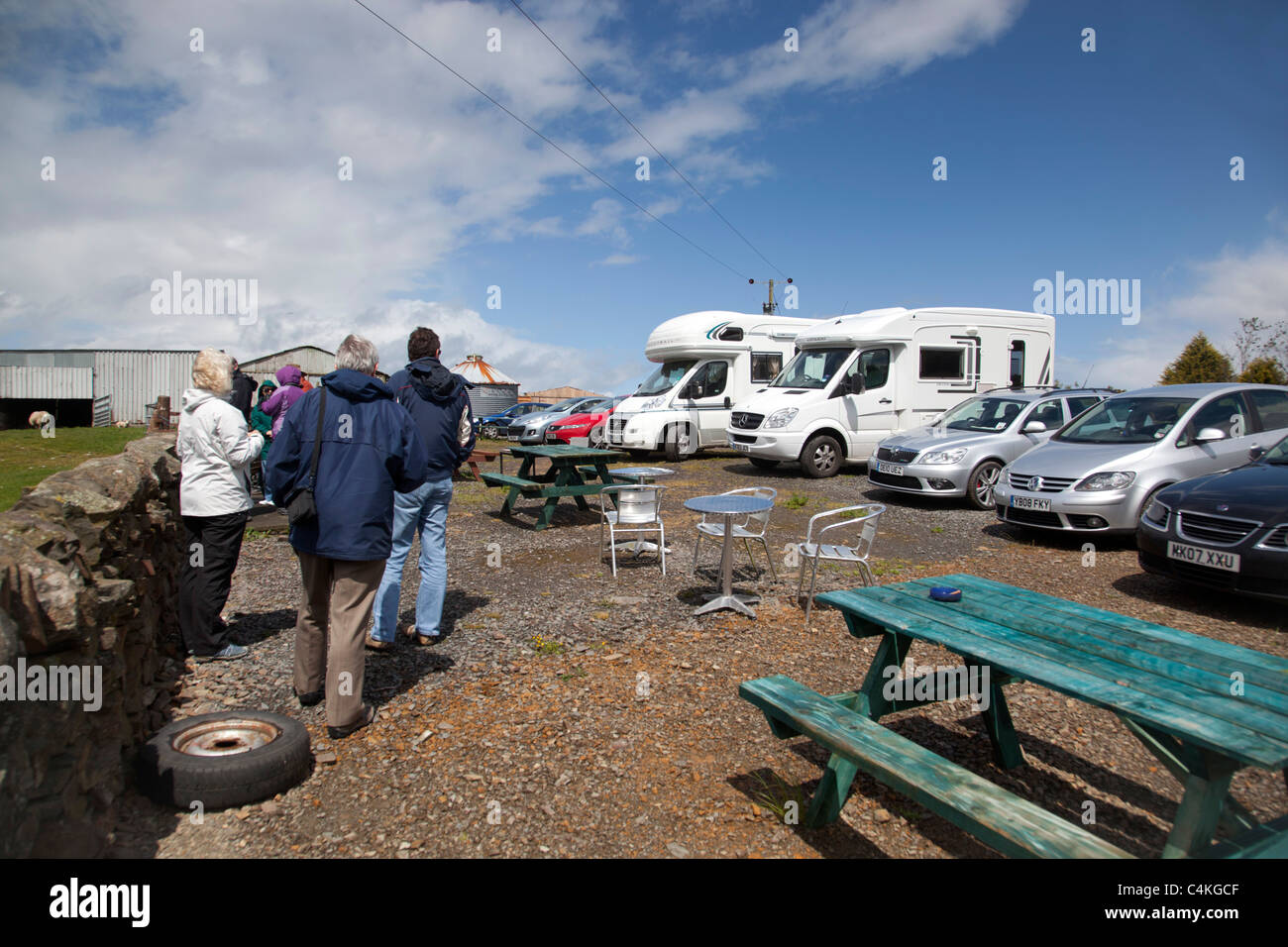 Bellymack Hill Farm; Dumfries und Galloway; Schottland; Rotmilan Futterstation Stockfoto