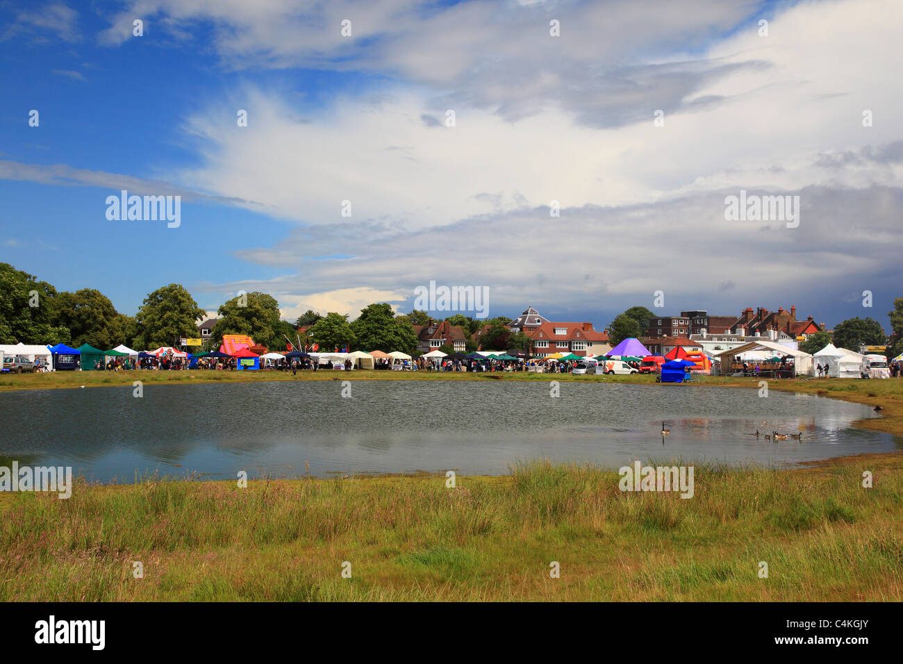 Wimbledon Village Messe auf Wimbledon Grün in Wimbledon, Surrey, England Stockfoto